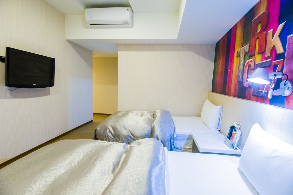 Guestroom