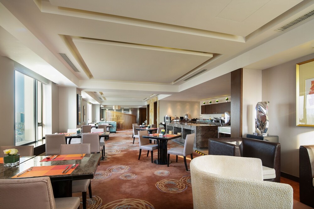 Hotel Lounge