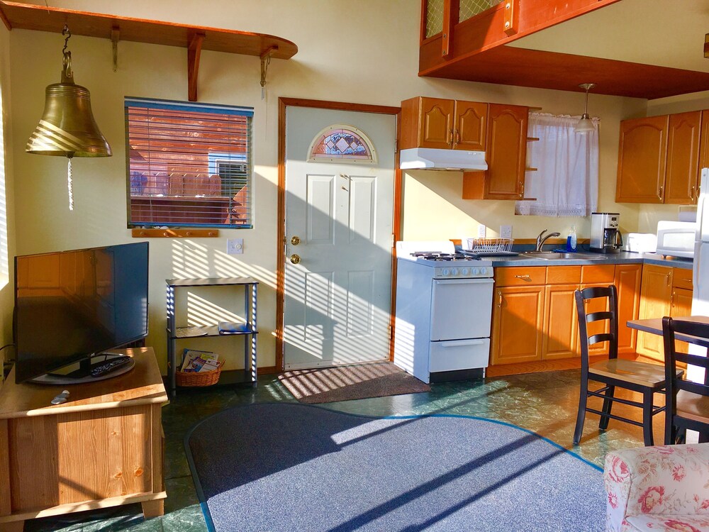 In-Room Kitchenette