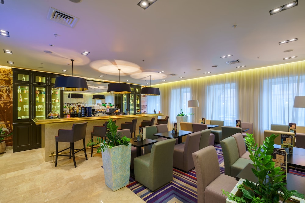 Hotel Lounge