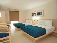 Standard Room, 2 Double Beds