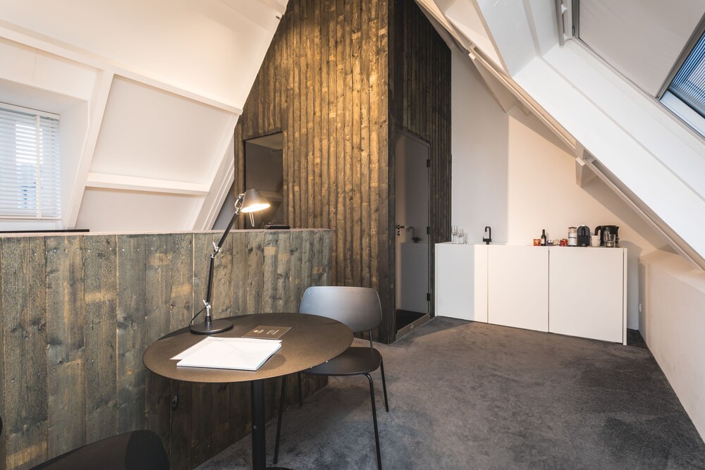 In-Room Kitchenette