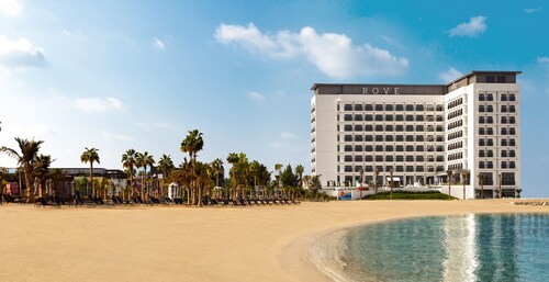 Rove La Mer Beach