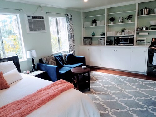 The Redlands Guesthouse: Historic District/Pool/Spa