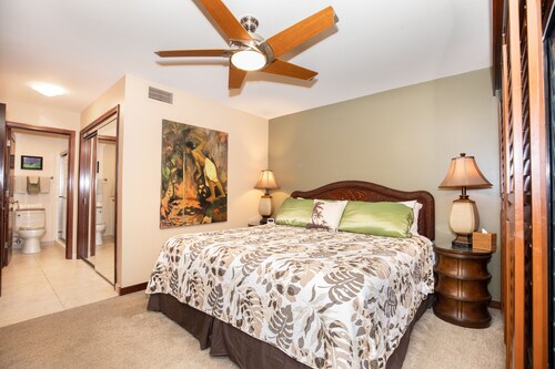 Beachfront Kihei! A True Beachfront Experience!