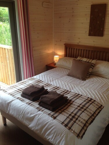 5 Star Lily Bank Lodges