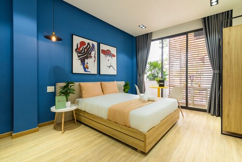 Cozrum Homes - Aurora House