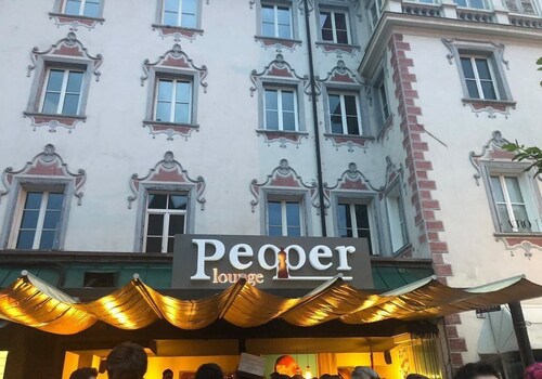 Pepper Lounge & Suite