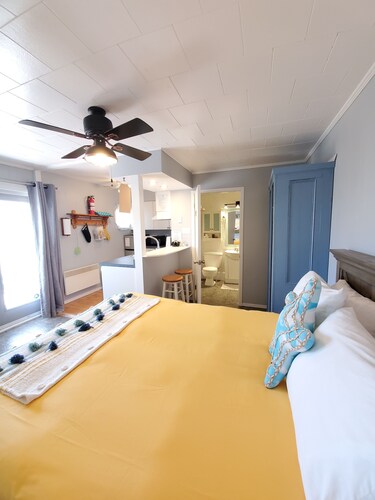 Welcome to The Hip Nautic Suite at North Lake Prince Edward Island