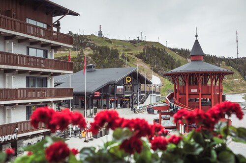 Ski-Inn RukaVillage