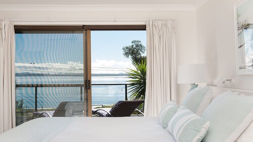 Located on the locals favourite beach, perfect spot for the great Aussie...