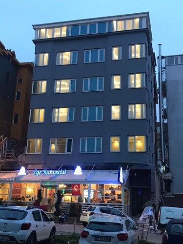 Asia Lees Inn Hotel