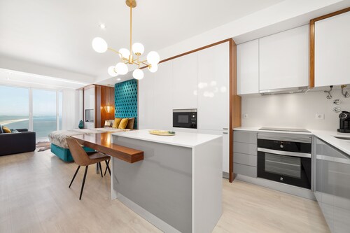 Stunning View Apartment - Adults Only