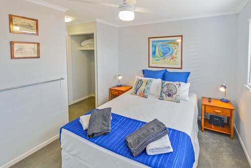 Marcoola Beachfront 3BR -Pool-100m to the Beach.