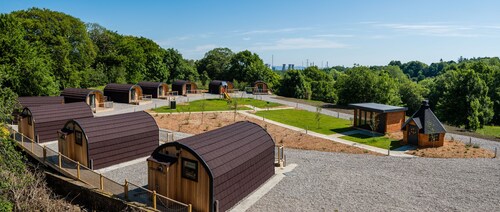 Weedingshall Lodges