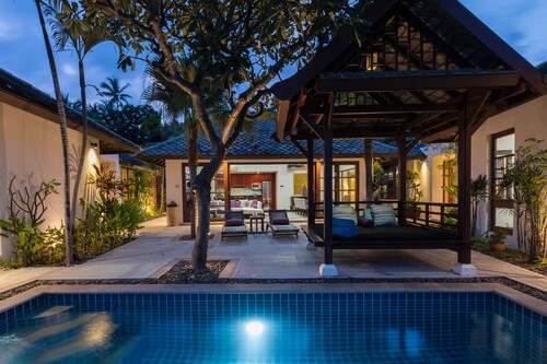 Aqua Vista 29 - Private Pool Villa Near The Beach
