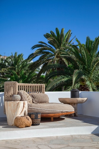 Island Mykonos Suites & Studios