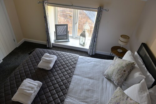 New for 2020 Modern barn conversion sleeps up to 9 people. Close to Alton Towers