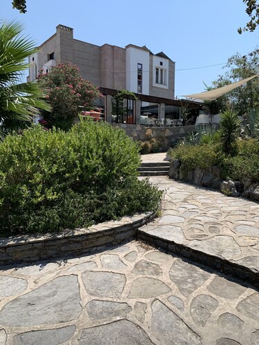 La Chance Hotel and Spa