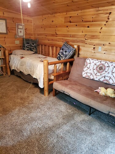 3 Bdrm, Loft, 1.5 baths knotty pine cabin on 9 acres on lake