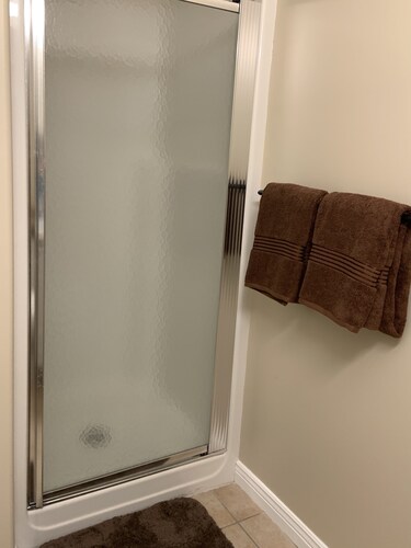 Ski-in|Ski-out, Renovated Studio, Sleeps 2, Full kitchen, Private shower/toilet