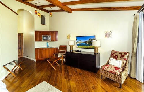 Beachfront Luxury at it's Finest!