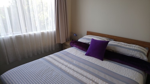 Tranquility and comfort make Sandy Souls your perfect beach house in the north.