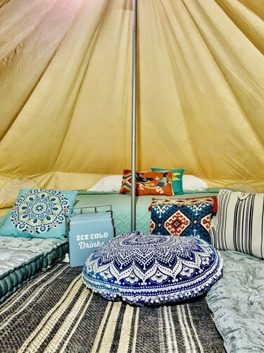 Comfy Camping At The Palms