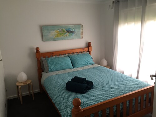 Well priced 1 bedroom Bungalow with warmth & stylish fit out Great Location