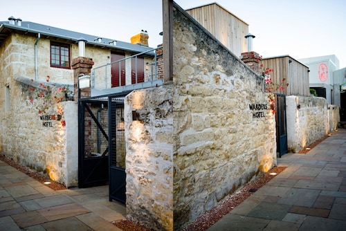 Warders Hotel Fremantle