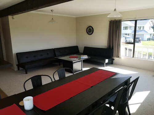 Sleeps up to 16 Guests!