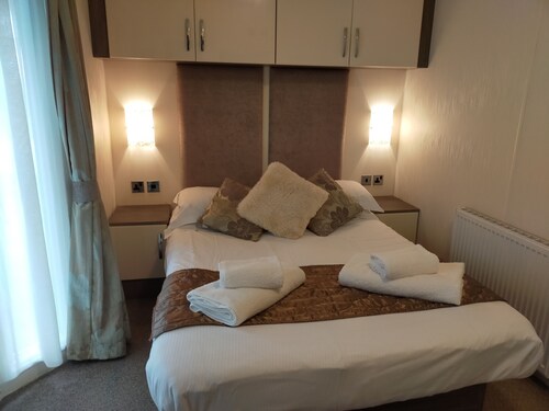 Luxurious lodge with hot tub beautiful surroundings in Northumberland