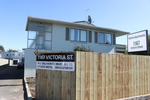 Victoria Apartments