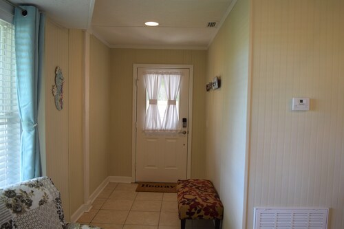 Marshside Hideaway - Private 1 bedroom/1 bath