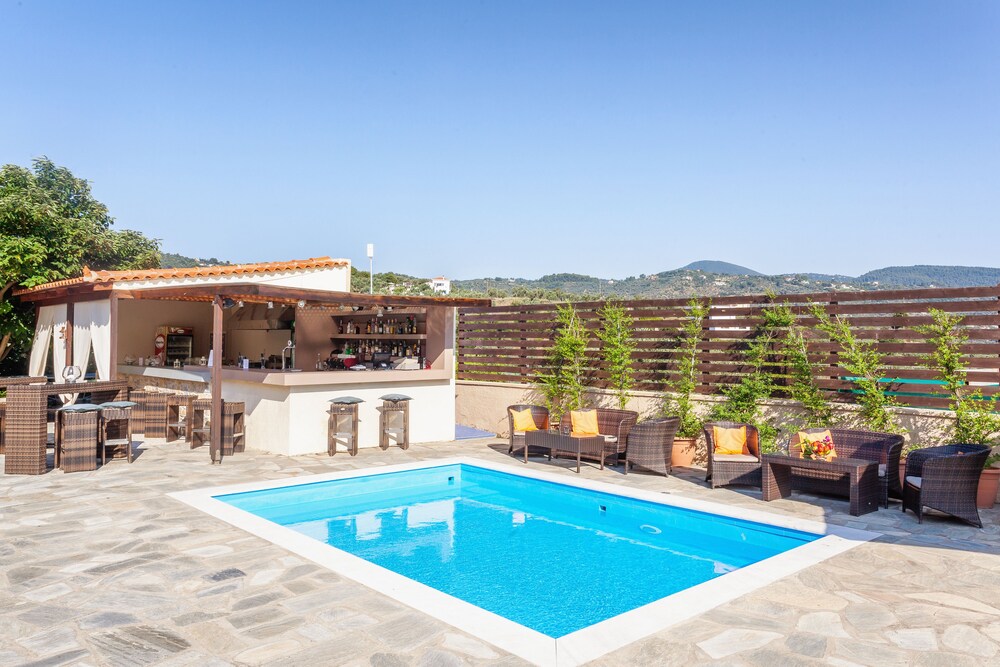 Childrens Pool