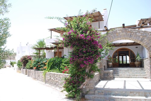 Siroco's Rooms & Studios