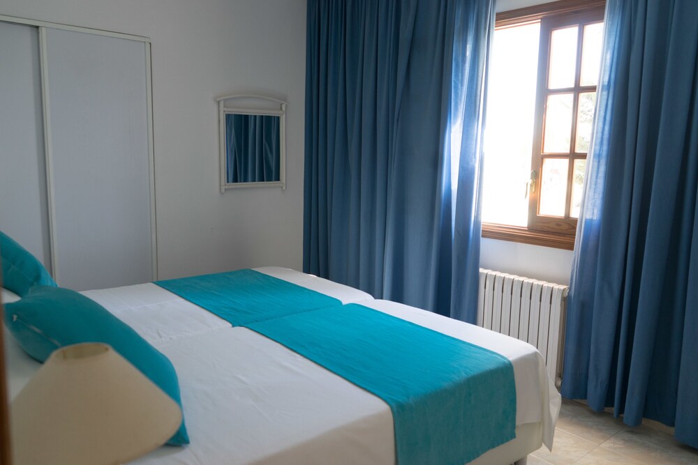 Apartment, 2 Bedrooms - Guestroom