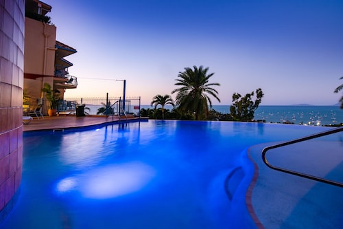 Sea Star Apartments