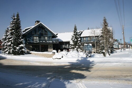 The Viking Lodge - Downtown Winter Park, Colorado