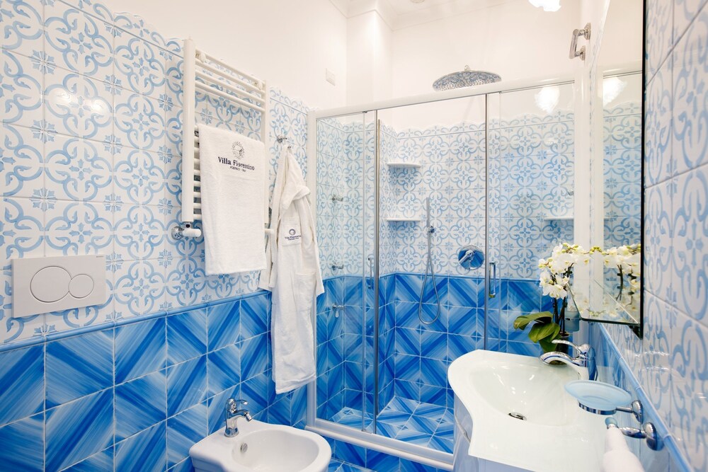 Apartment, 3 Bedrooms, Sea View - Bathroom
