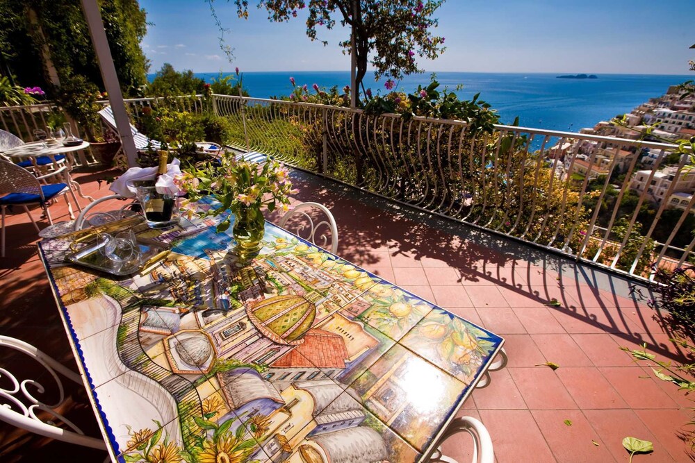 Apartment, 3 Bedrooms, Sea View - Terrace/Patio