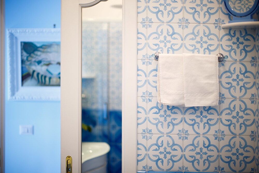 Apartment, 3 Bedrooms, Sea View - Bathroom