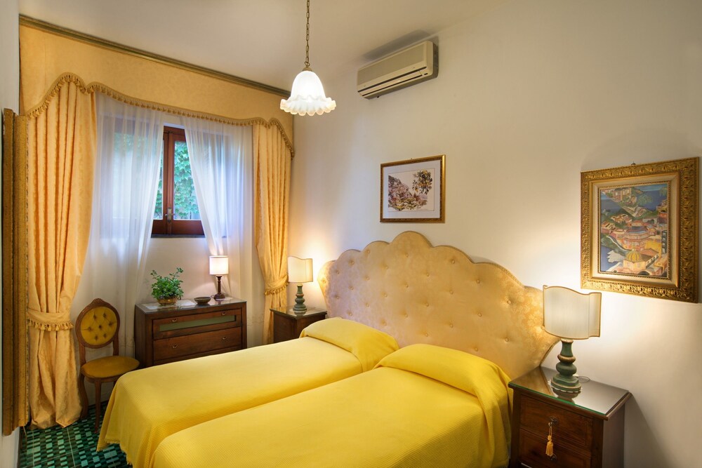 Apartment, 2 Bedrooms, Ocean View - Guestroom