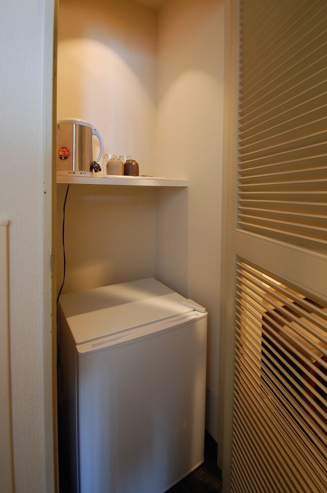 Mini-Refrigerator