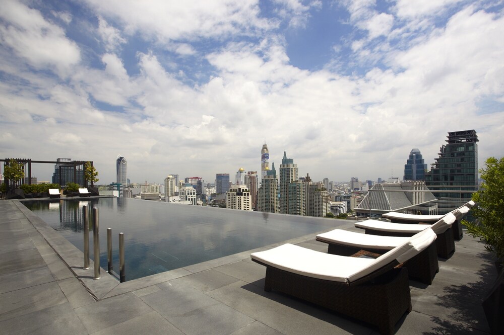 Infinity Pool