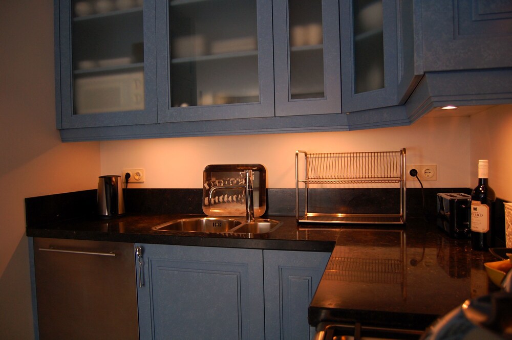 Deluxe Apartment, Bathtub, Ground Floor - In-Room Kitchen