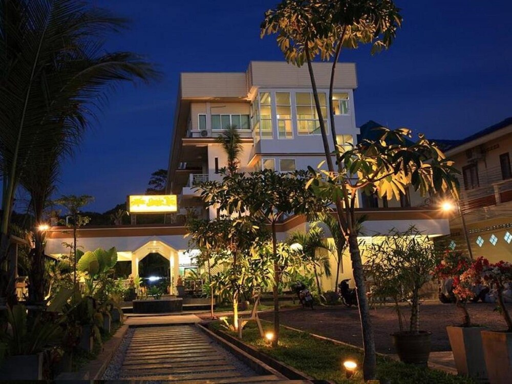 Hotel Front - Evening/Night