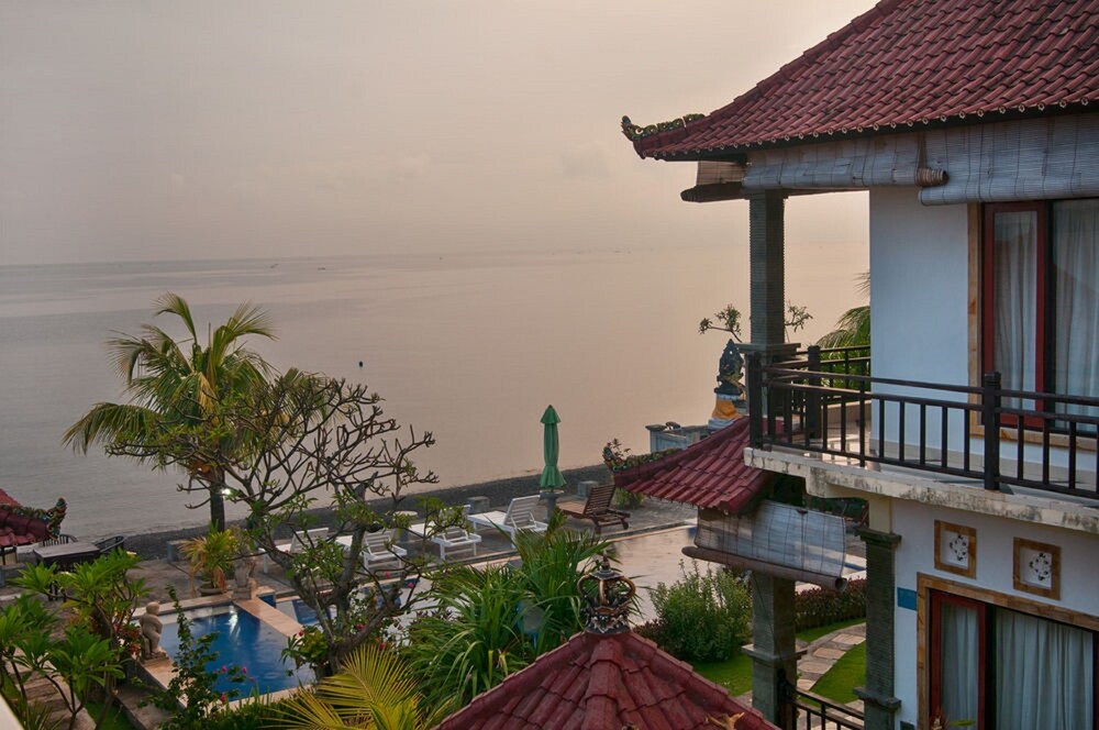 Beach/Ocean View