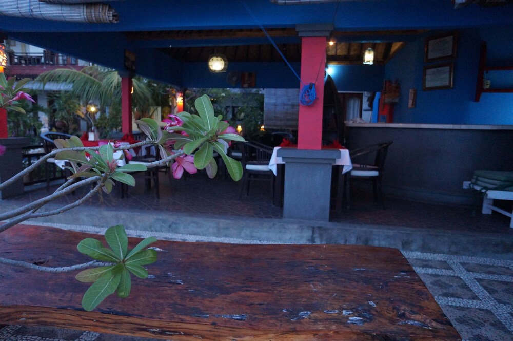 Hotel Bar