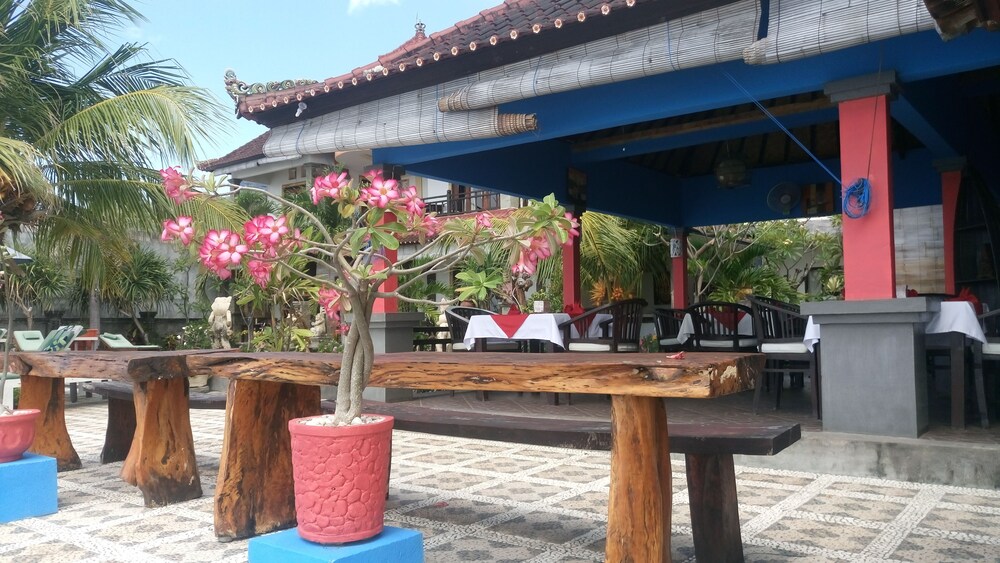 Food Court